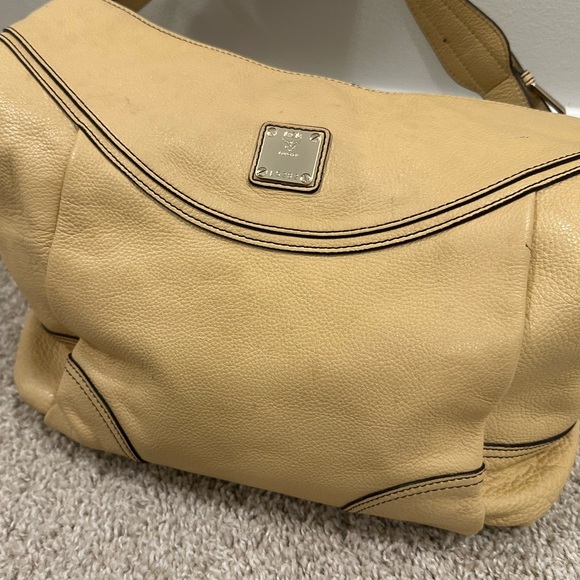 Authentic MCM Pale Yellow Pebbled Leather Studded Logo Motifs Shoulder Bag - Picture 15 of 15